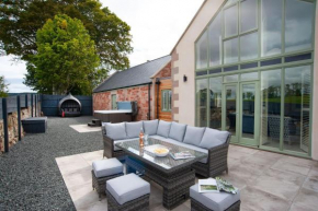 Sunset View, Hot Tub Haven for max 8 people